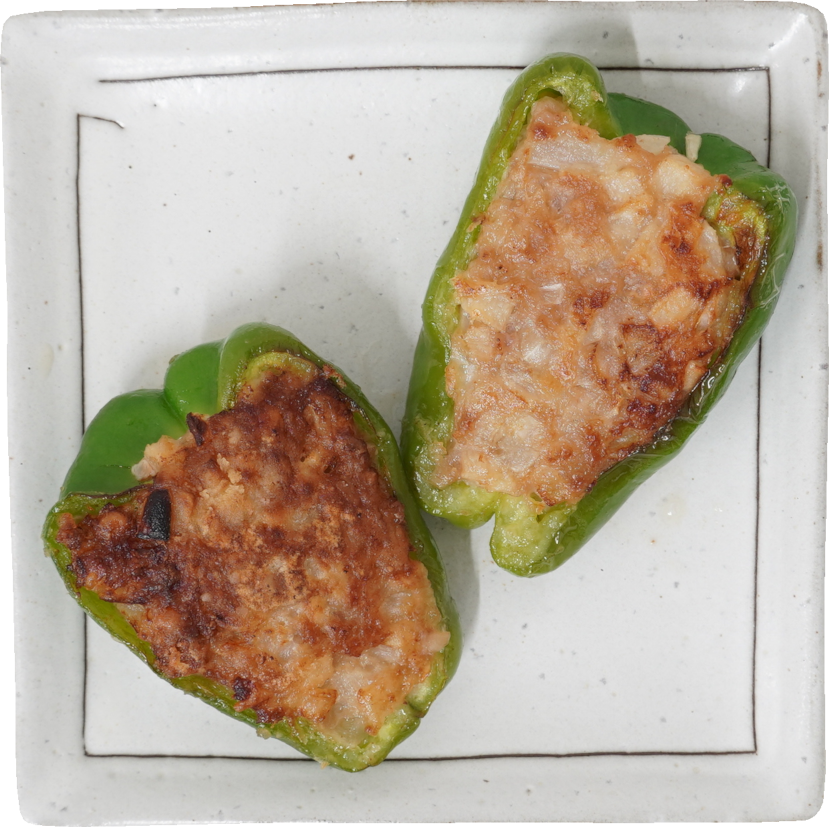 ピーマンの肉詰め｜商用可フリー画像・背景透過